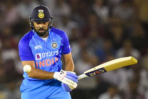 T20 World Cup 2022: No idea why Rohit is playing aggressively, says ...