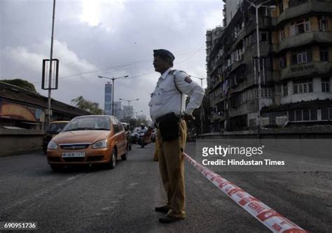 Traffic Police India Photos and Premium High Res Pictures - Getty Images