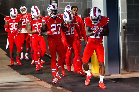 Twitter weighs in: Bills' all-red uniforms remind fans of Starbucks ...