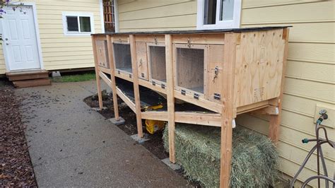 Woodworking Business Ideas: how to build a rabbit hutch out of pallets