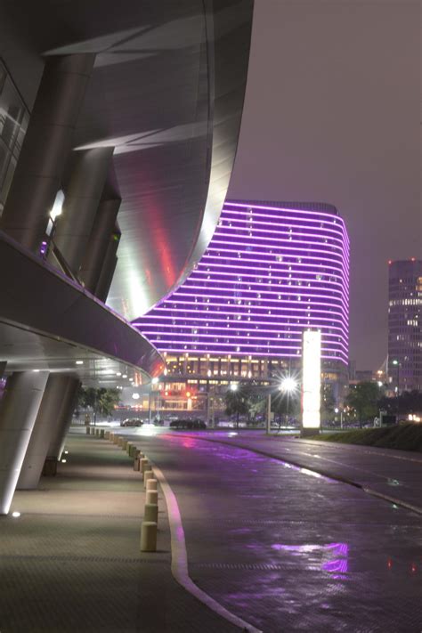 Omni Dallas' future: 4 restaurants and a possible sale - Dallas ...