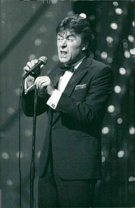 Amazon.com: Vintage photo of Mike Yarwood Impressionist.: Entertainment Collectibles