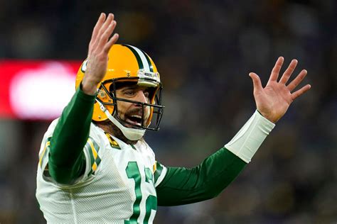 Green Bay Packers Quarterback Aaron Rodgers Now Leads In The Race For NFL MVP