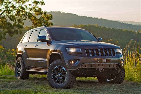 WK2 Lower Front Guard | Lifted jeep cherokee, Jeep, Jeep grand cherokee