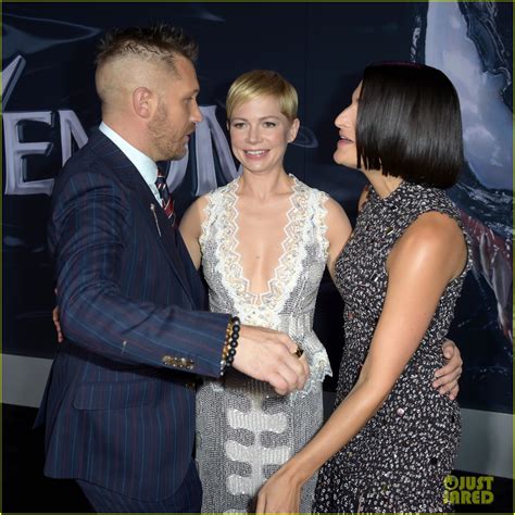 Photo: tom hardy michelle williams venom premiere 04 | Photo 4157301 ...