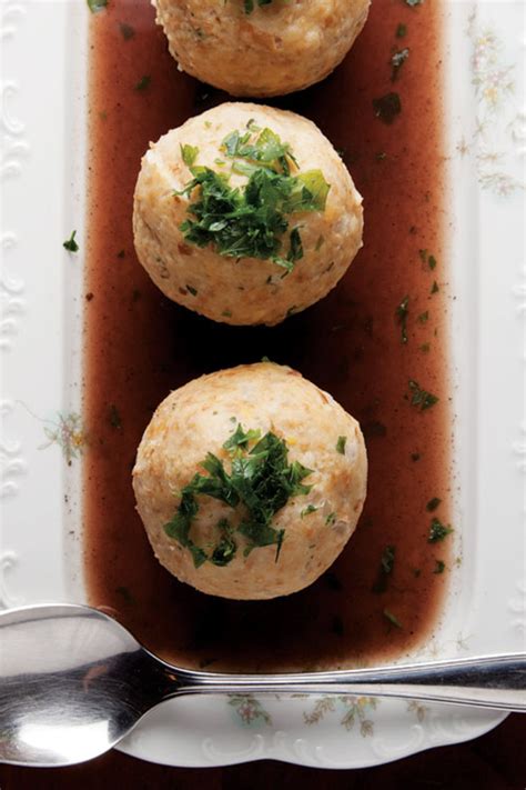 Bavarian Bread Dumplings (Semmelknödel) | Recipe | Bread dumplings ...