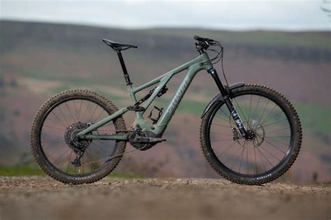 Specialized Turbo Levo Comp Alloy review - Full-Suspension - Mountain Bikes - BikeRadar