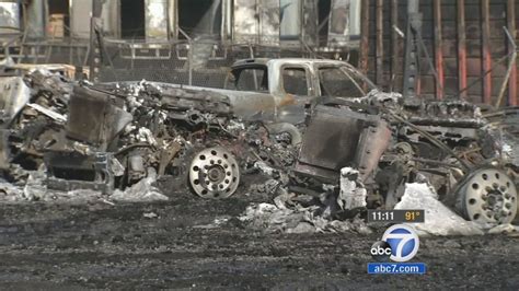 Fontana pallet yard fire causes $1M in damage - ABC7 Los Angeles