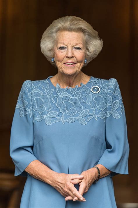 Queen beatrix of the netherlands - themesenturin