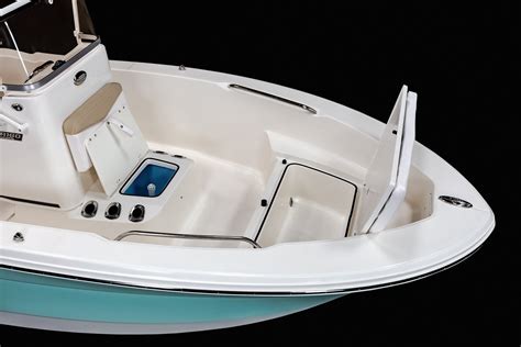 2020 Robalo 160 Center Console - Overview