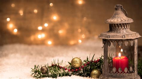 Download Wallpaper balls, candle, branch, Christmas, lantern, New year, bokeh, section новый год ...