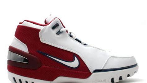 Nike : le lancement d’une ligne retro pour LeBron James ! - Après Michael Jordan et Kobe Bryant ...