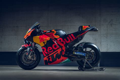 2020 KTM MotoGP bike unveiled. 265+ hp and 157 kg | DriveMag Riders