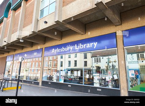 Aylesbury Library Walton Street Aylesbury Buckinghamshire UK Stock Photo - Alamy