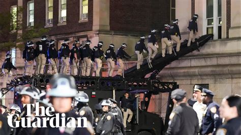 New York police enter Columbia University to break up pro-Palestinian ...