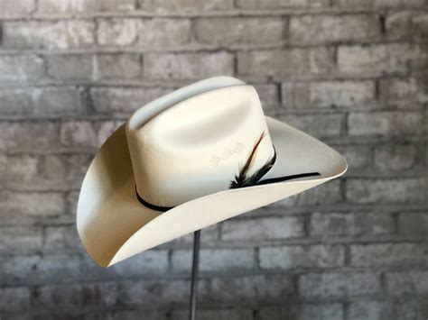 Rockmount Mens White Straw Vented Cowboy Hat | Cowboy hats, Cowboy, Straw cowboy hat