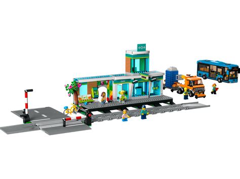 Train Station 60335 | City | Buy online at the Official LEGO® Shop GB