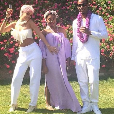 Rihanna Baby Shower in Malibu May 25, 2014 – Star Style