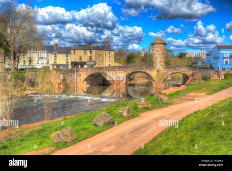 River wye monmouth painting hi-res stock photography and images - Alamy