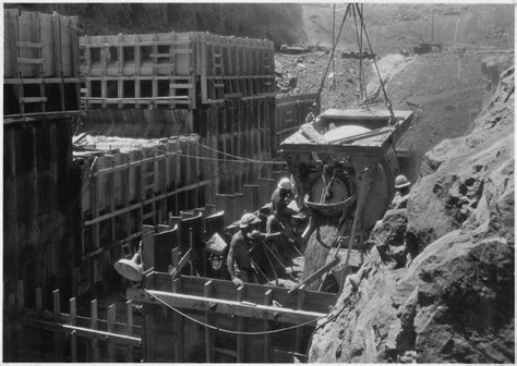 Hoover Dam Construction History