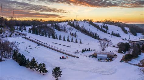 8 Closest Ski Resorts to Minneapolis, MN