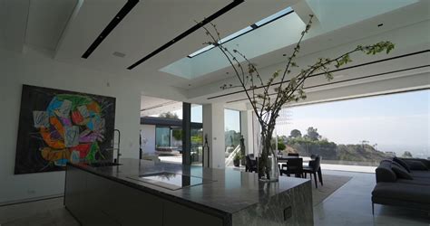 Ultra Modern MEGA MANSION in California 2