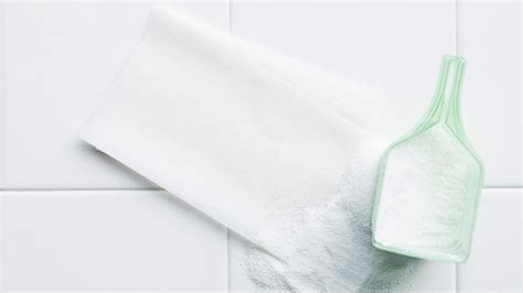 10 Unexpected Uses for Dryer Sheets