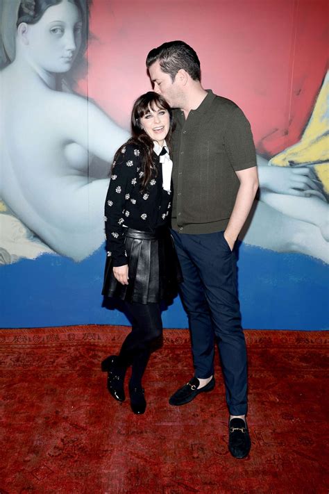 Zooey Deschanel and Jonathan Scott show off their style at New York Fashion Week - ABC News