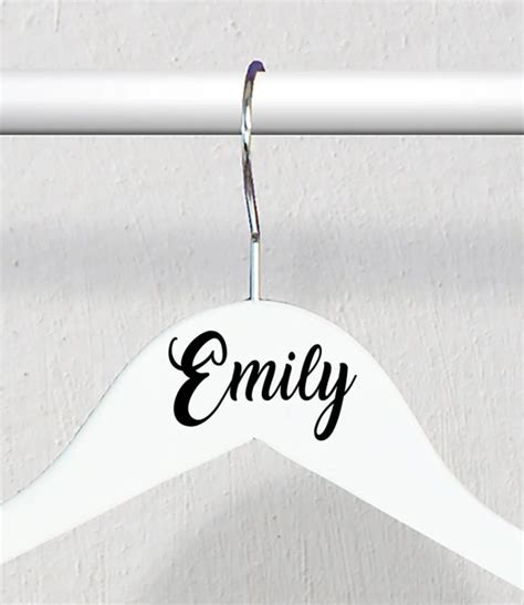 Personalized Wooden Hangers in Abu Dhabi | Joi Gifts