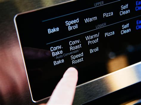 LG double-oven range focuses on quick cooking (pictures) - CNET