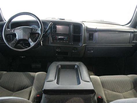 A Visual Guide to 2004 Chevy Avalanche Interior Parts