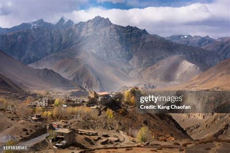 509 Muktinath Nepal Stock Photos, High-Res Pictures, and Images - Getty ...