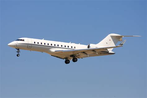 Bombardier BD-700 Global Express, pictures, technical data, history ...