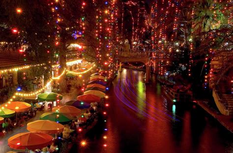 San Antonio's old River Walk Christmas lights were better, here's why