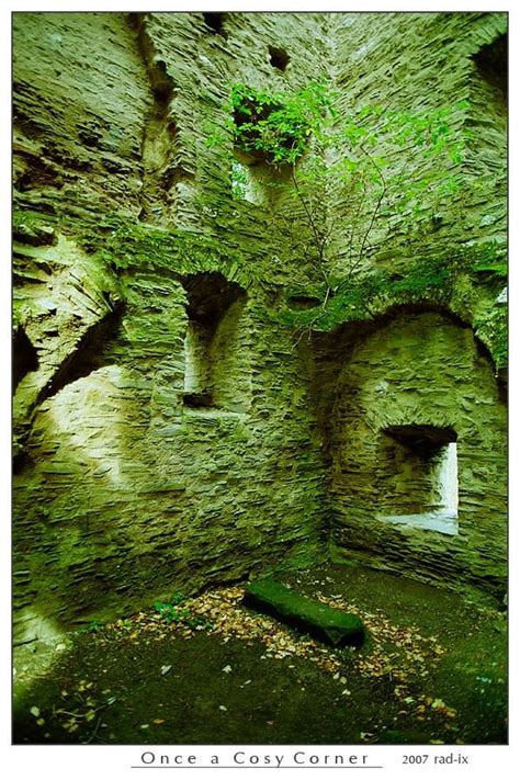 17 Best images about Abandoned Castle's & Mansions on Pinterest ...