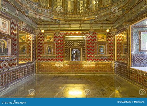 Inside The City Palace In Udaipur Editorial Stock Image - Image: 36924339