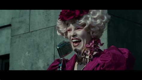 'The Hunger Games' trailer #2 - Effie Trinket Image (28836148) - Fanpop