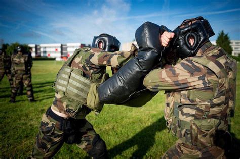 French Foreign Legion - 1 REC training [960 x 639] : MilitaryPorn