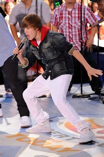 Live Clipes: Justin Bieber - Baby - Live Today Show