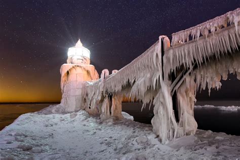 Michigan Nut Photography | Winter in Michigan | Frozen St Joseph Lighthouse Nightscape