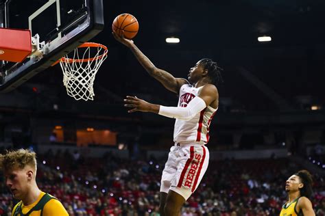 Live coverage: UNLV stunned at the buzzer by San Francisco - Las Vegas ...