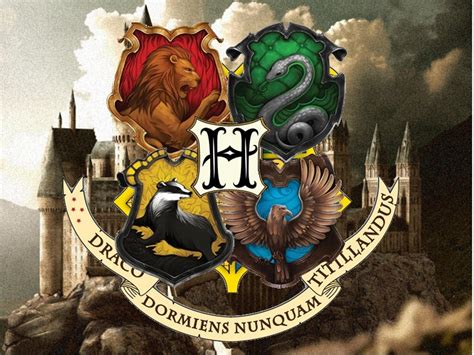 Hogwarts Crest Harry Potter DIY 5D Diamond Painting Kit | Etsy