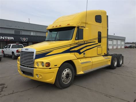 2007 FREIGHTLINER CENTURY CLASS : TS2562 | Truck Center Companies