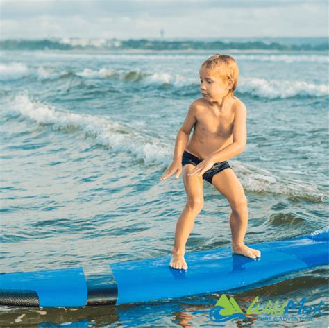 5 Reasons Why Surfing Lessons for Kids Are Important in 2022 | WildMex