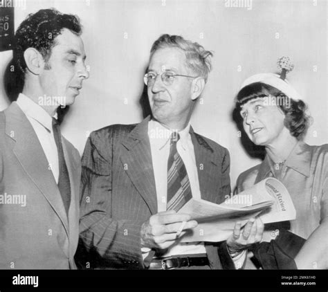 Attorney Clifford Durr is flanked by his client, atomic Frank F ...