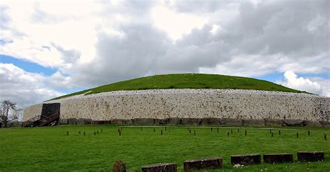 Time Travel Ireland: The Winter Solstice at Newgrange, Co. Meath