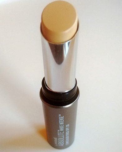 Top 10 Best Concealer’s For Oily Skin