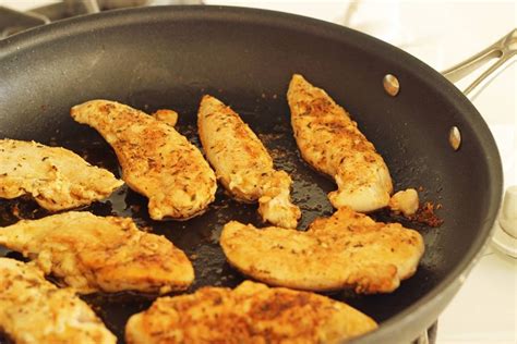 How To Fry Chicken Strips In A Pan - Recipes.net