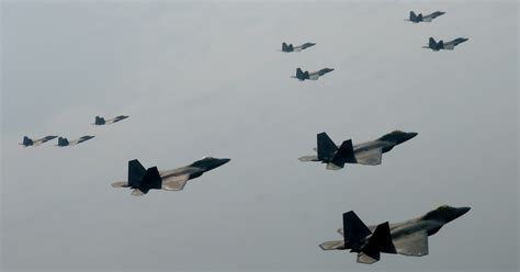F-22 Raptor of 94th Fighter Squadron in Formation Aircraft Wallpaper4027 | Aircraft Wallpaper ...