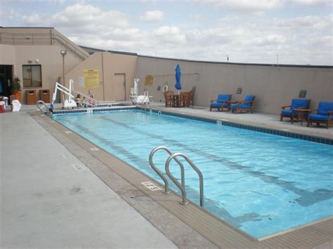 Renaissance Dallas Hotel Pool Pictures & Reviews - Tripadvisor